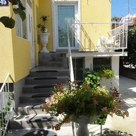 Croatia Zadar Borik Family Apartment With Garten View Number 2 Zewnętrze zdjęcie